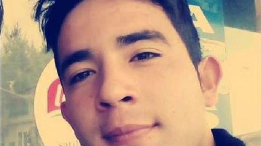 Pompalı T&uuml;fekle Intihar Etti