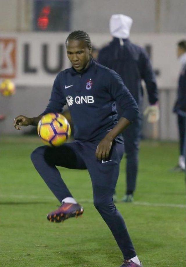 Trabzonspor’Un Yeni Transferi Rodallega Ilk Antrenmanına Çıktı