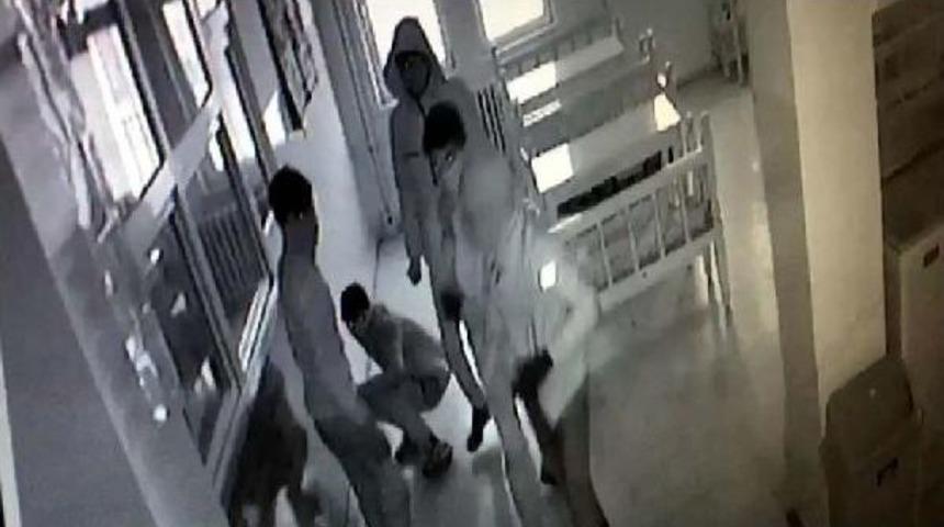 Şanlıurfa'da, Okulları Soyan 9 Kişi G&ouml;zaltına Alındı