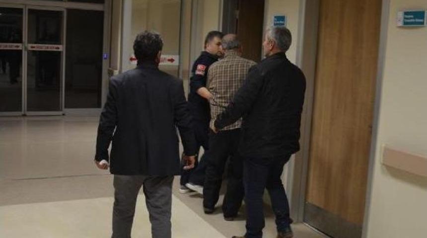 Şehit Babası Haberi Alınca Fenalaşıp Hastaneye Kaldırıldı