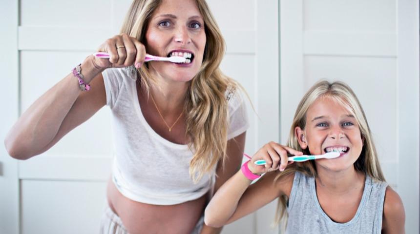 Gebelikte Diş Bakımı nasıl yapılır?