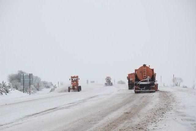 Tokat’ta Kar Yağışı Etkisini Göstermeye Başladı