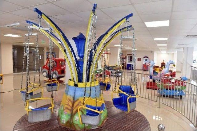 Varsak&rsquo;taki Sinema Salonları B&ouml;lge Sakinlerini Memnun Ediyor 1