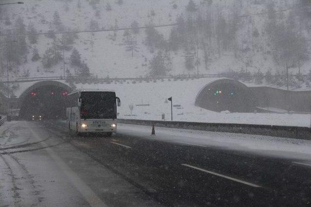 Bolu Dağı’nda Yoğun Kar Yağışı