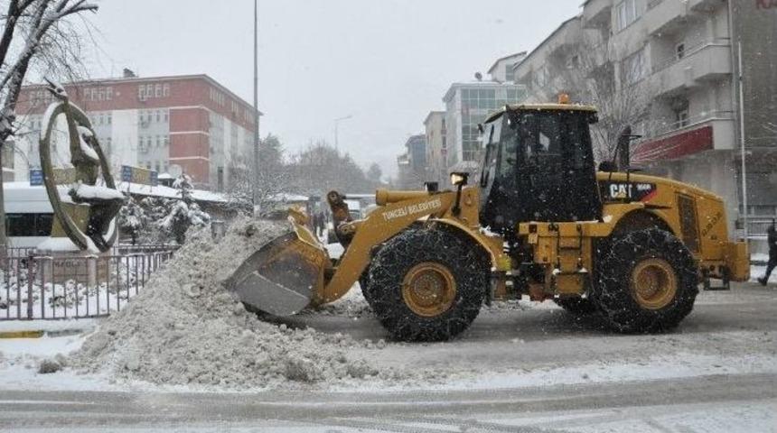 Tunceli&rsquo;de 238 K&ouml;y Yolu Ulaşıma Kapandı