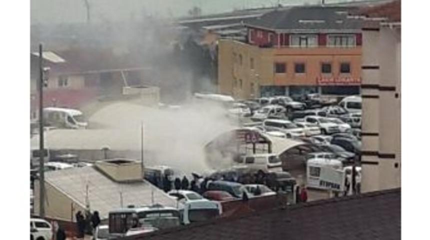 Rize&rsquo;de Hastane Otoparkında Yangın