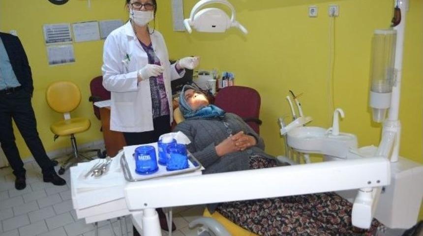 Dr. Din&ccedil;er&rsquo;den Diş Sağlığı Uyarısı