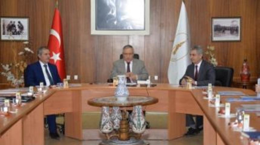 1 Yılda 6 Bin 465 Kişiye Yeni İş