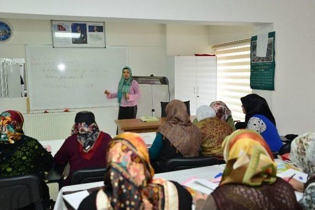 Eşinden Gelen Mektupları 38 Yıl Sonra Okuyabildi