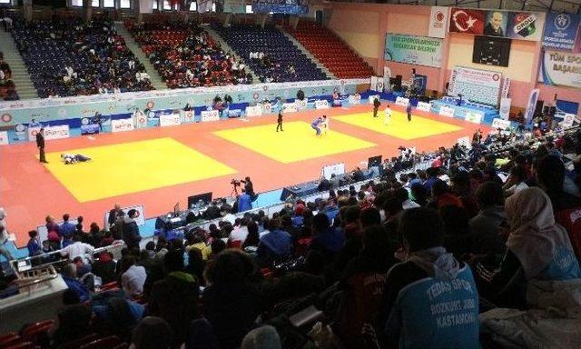 Judo Ümitler Türkiye Şampiyonası Ordu’da Başladı