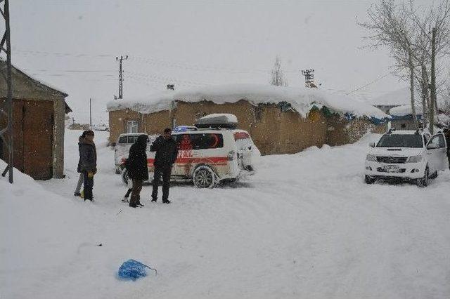 Yüksekova’da Hasta Kurtarma Operasyonu