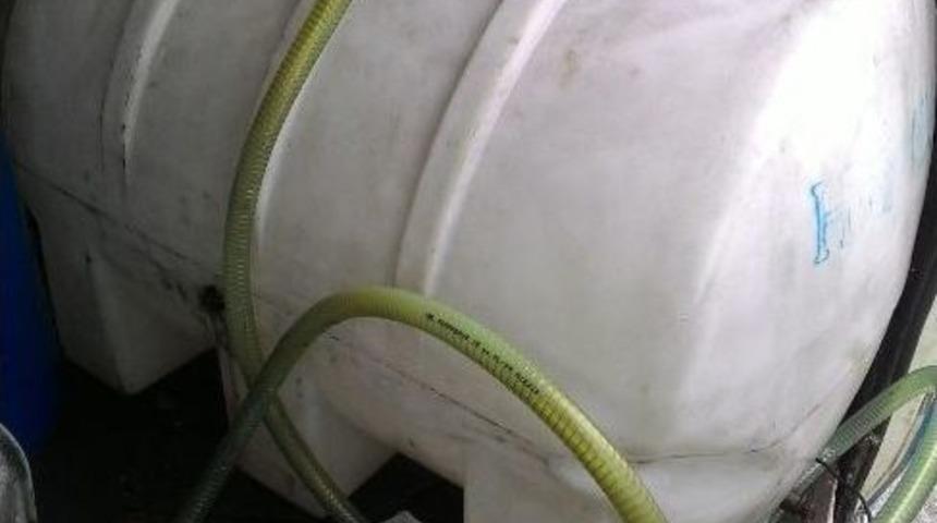 3 Ara&ccedil;tan 950 Litre Mazot &Ccedil;alan 2 Kişi Tutuklandı