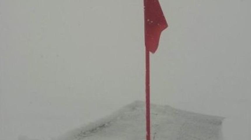 Kayseri&rsquo;de U-15 Ligi Play-off Ma&ccedil;ları Yoğun Kar Yağışı Nedeniyle Ertelendi