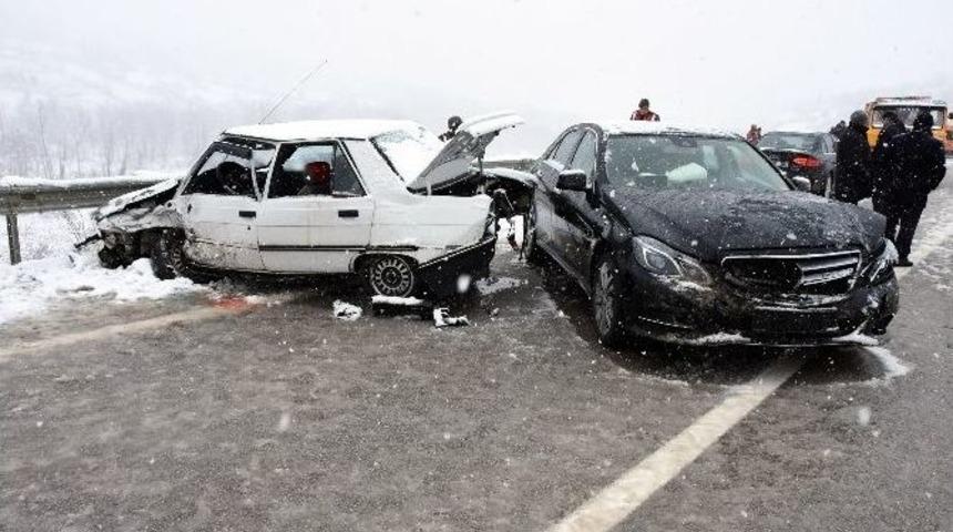 Sinop&rsquo;ta Trafik Kazası: 7 Yaralı