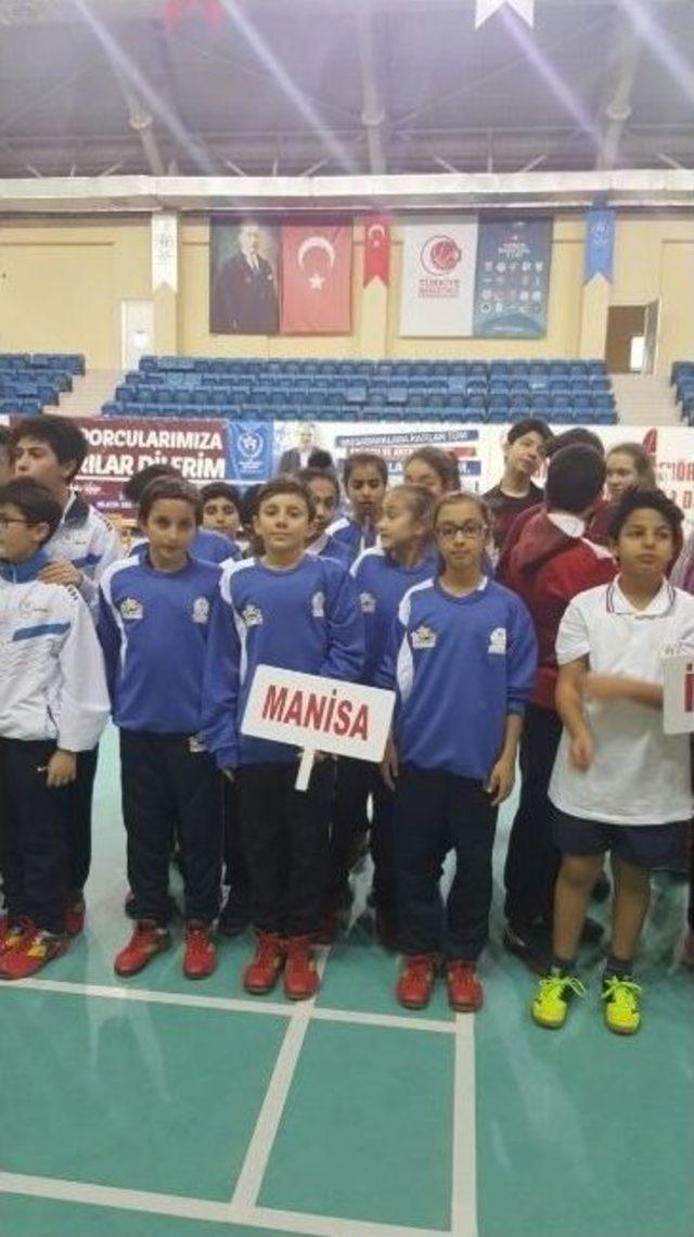 Manisa’da Bir Başarı Da Badmintondan