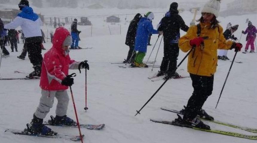 Uludağ'da Eksi 11 Derecede Kayak Keyfi
