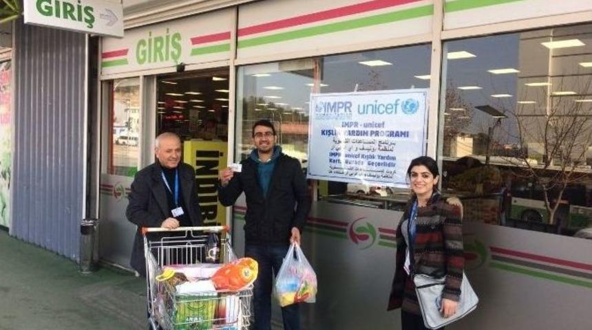 10 Bin Aileye Kışlık Yardımı