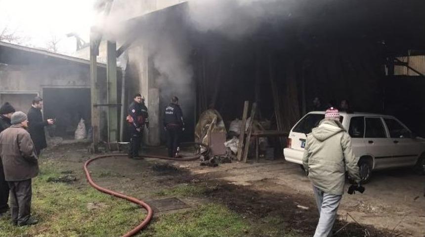 Kereste At&ouml;lyesinde &Ccedil;ıkan Yangın Korkuttu