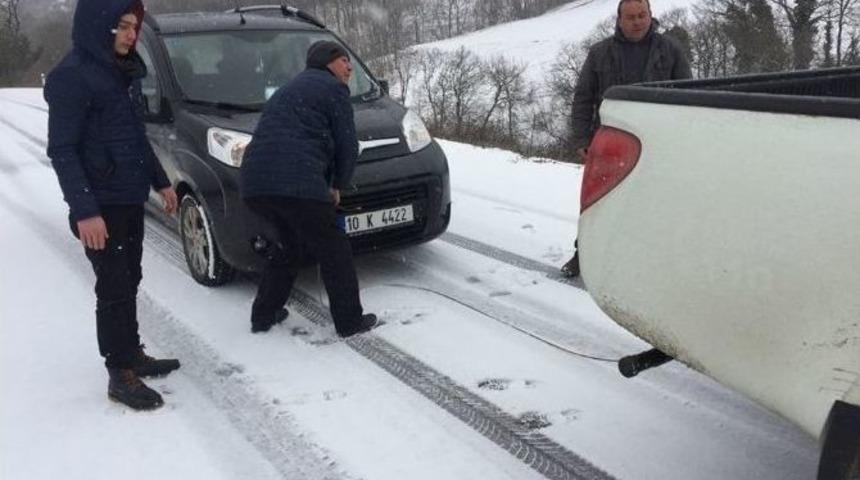 Balıkesir&rsquo;de Kar Yağışı Başladı