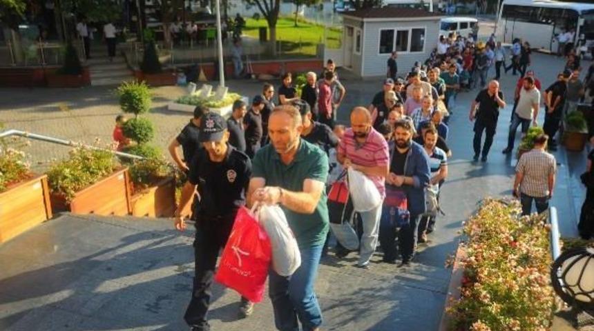 Fet&ouml; Davasında Itiraf&ccedil;ı Komiser Yardımcısı: Sur Operasyonunda Kara Propaganda Yapılıyordu