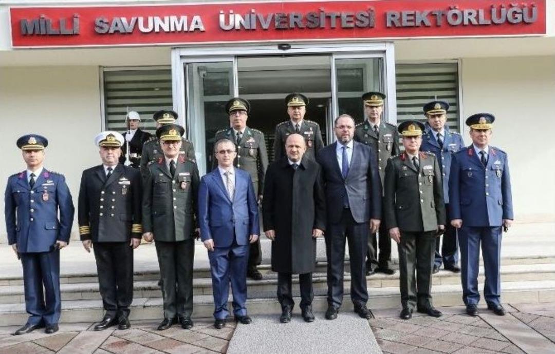 Bakan Işık&rsquo;tan Milli Savunma &Uuml;niversitesine Ziyaret