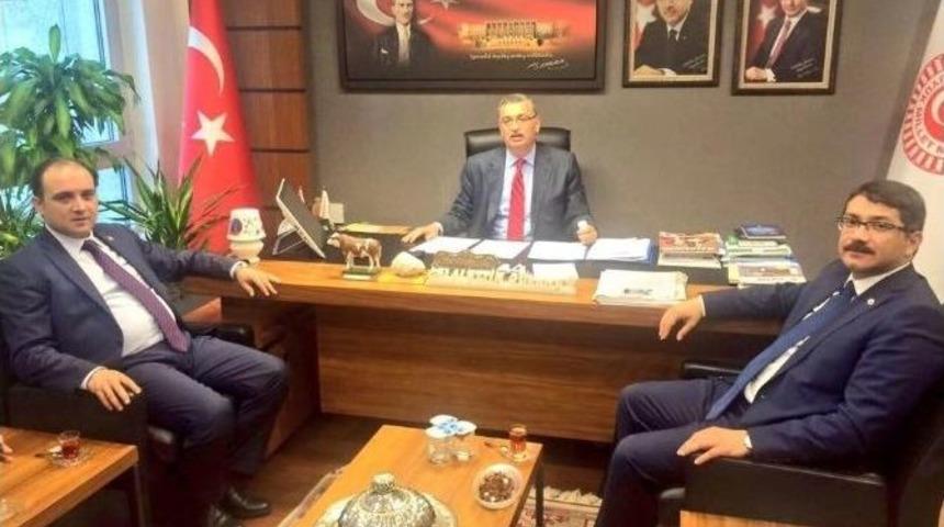 Anayasa Değişikliği Şehzadeler&rsquo;de Anlatılacak