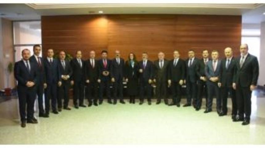 Ak Partili Başkanlardan &lsquo;evet&rsquo; &Ccedil;ağrısı