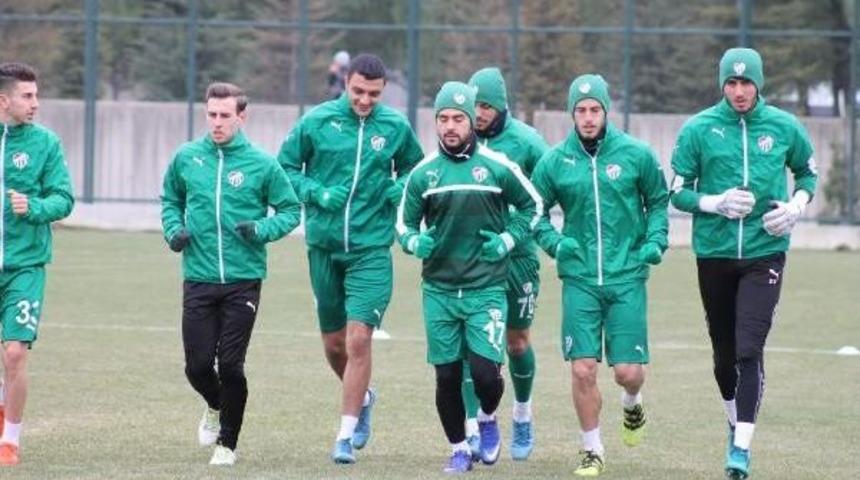 Bursaspor, Medipol Başakşehir Ma&ccedil;ı Hazırlıklarına Başladı