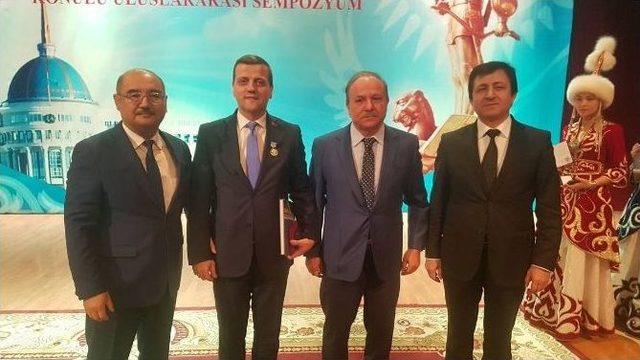 Ahmet Yesevi Üniversitesinde ‘kazakistan’ Sempozyumu