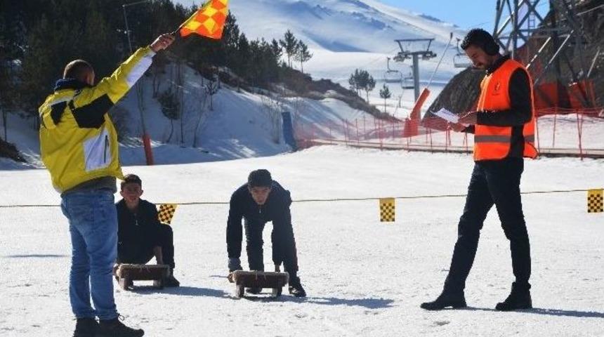 Erzurumlu Kızak&ccedil;ılar Bursa Yolunda