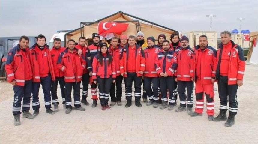 Dr. Happani, Sınırda G&ouml;rev Yapan Umke Ekipleri İle 112 Acil Personellerini Ziyaret Etti
