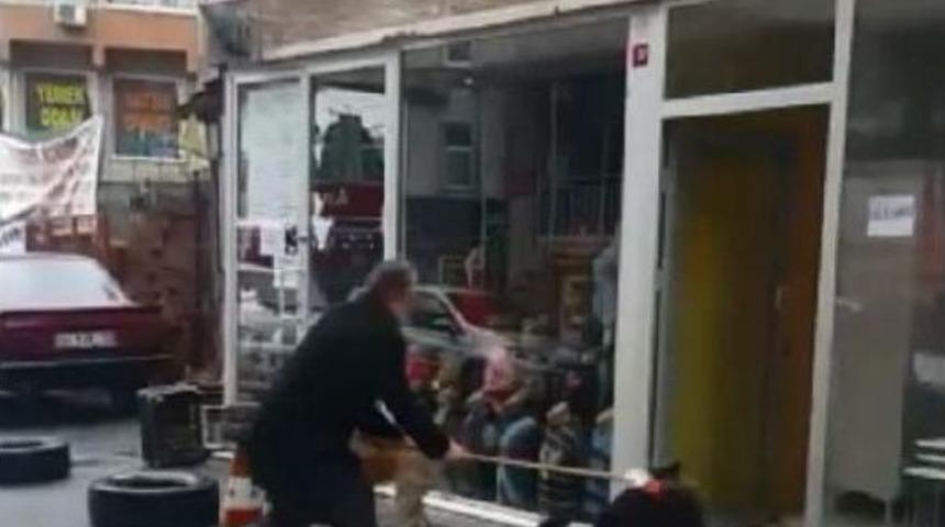 Maltepe'de Hayvanseverlerden Protesto