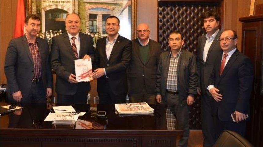 Manisa Eğitim-bir-sen’den Dernekbaş’a Ziyaret