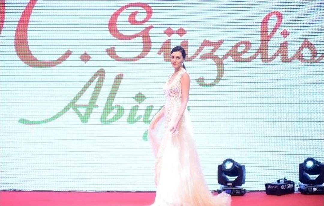 Kuyumcukent Avm 2017 Gelinlik Ve Abiye Modelleri G&ouml;r&uuml;c&uuml;ye &Ccedil;ıktı