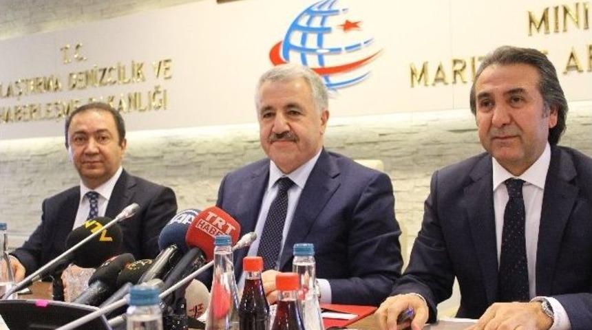 Bakan Arslan&rsquo;dan, 1915 &Ccedil;anakkale K&ouml;pr&uuml;s&uuml; İhalesi A&ccedil;ıklaması