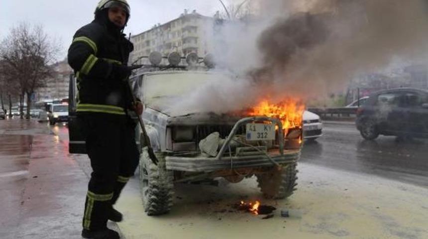 Tamire G&ouml;t&uuml;r&uuml;l&uuml;rken Alev Alev Yandı