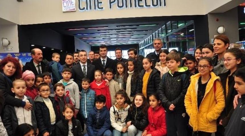 Milaslı &Ouml;ğrencilere Yarıyıl Jesti