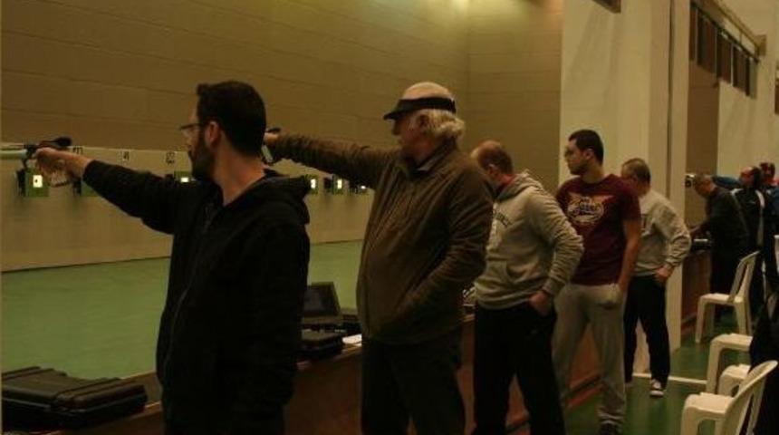 Havalı Silahlar T&uuml;rkiye Şampiyonası, Mersin'de Başladı