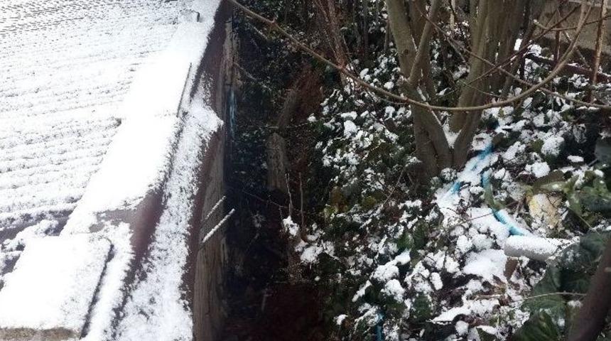 (&ouml;zel Haber) Sarıyer&rsquo;de Vatandaşın Evine Yol G&ouml;&ccedil;t&uuml;