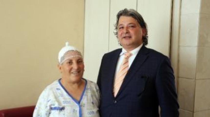 Beynindeki Portakal Büyüklüğündeki Tümör Ameliyatla Alındı