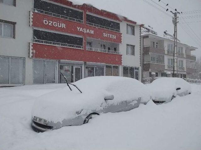 Varto’da Kar Yağışı