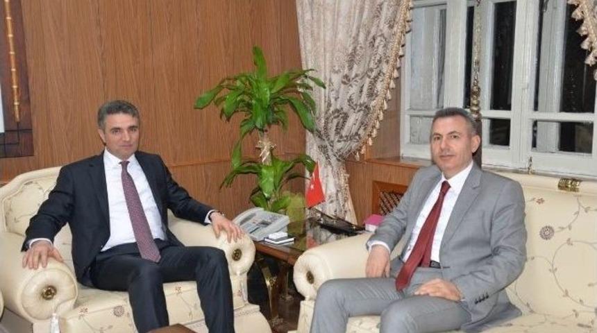 Bolu Valisi Baruş&rsquo;tan Vali Elban&rsquo;a Ziyaret