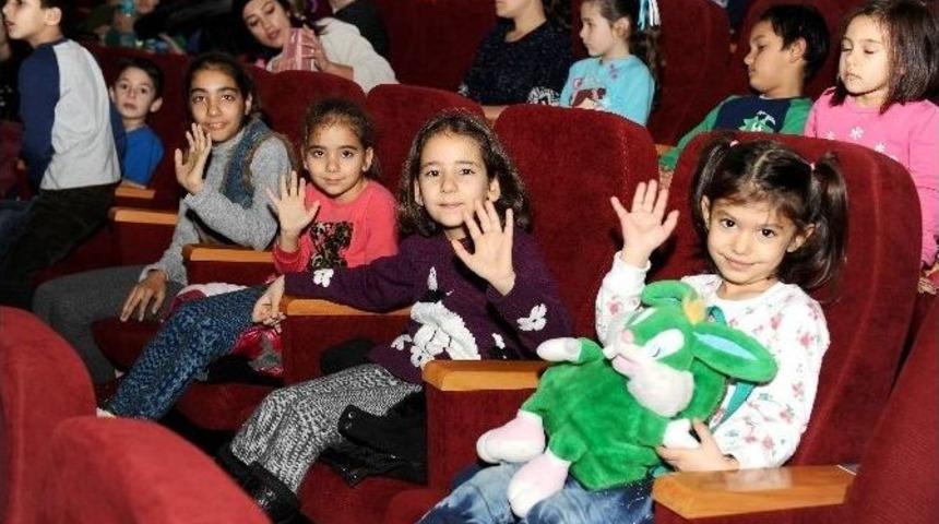 &Ccedil;ocuklara Sinema Ve Tiyatro Ş&ouml;leni