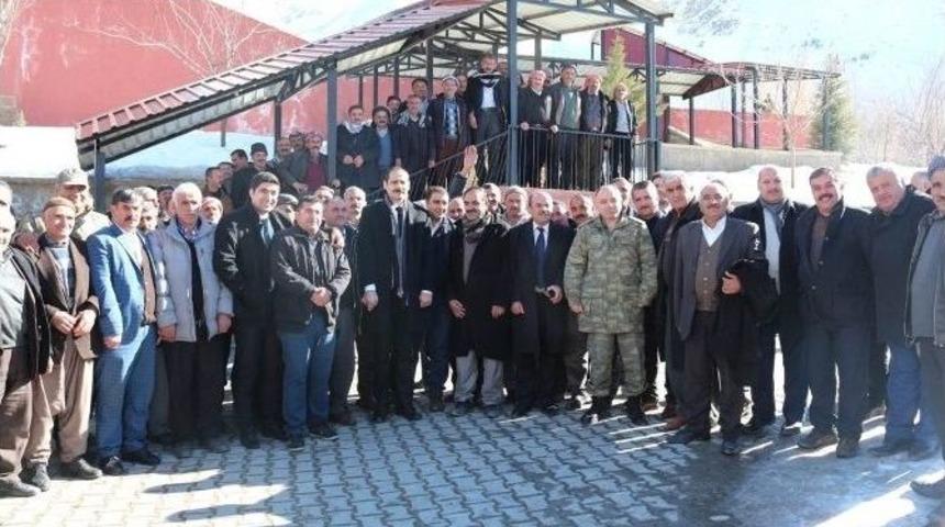 Emekli Olan Ge&ccedil;ici K&ouml;y Korucularına Veda Yemeği