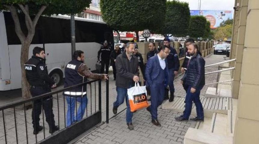 Fetö'cu 35 Polis Adliyeye Sevk Edildi