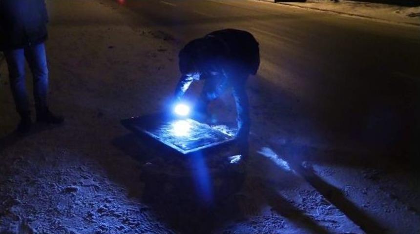 Polisten Ka&ccedil;arken Kaza Yapan Hırsızlar Otomobili Bırakıp Kayıplara Karıştı