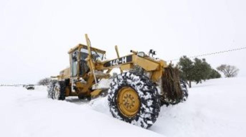 Bursa&rsquo;da 57 K&ouml;y Yolu Ulaşıma A&ccedil;ıldı