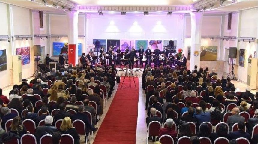 Adanalılara T&uuml;rk Sanat M&uuml;ziği Ziyafeti