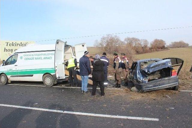 Lastiği Patlayan Otomobil Takla Attı: 1 Ölü, 2 Yaralı