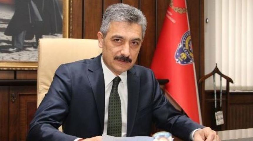 Sosyal Medyada Devlet B&uuml;y&uuml;klerine Hakarete 6 Tutuklama